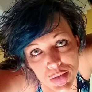 Meet your Posher, Sissy